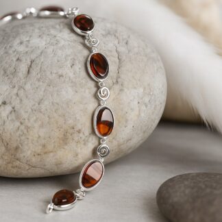 Jantárové náramky