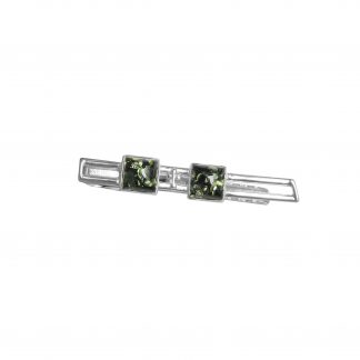 Spona na kravatu zo striebra zdobená baltickým jantárom